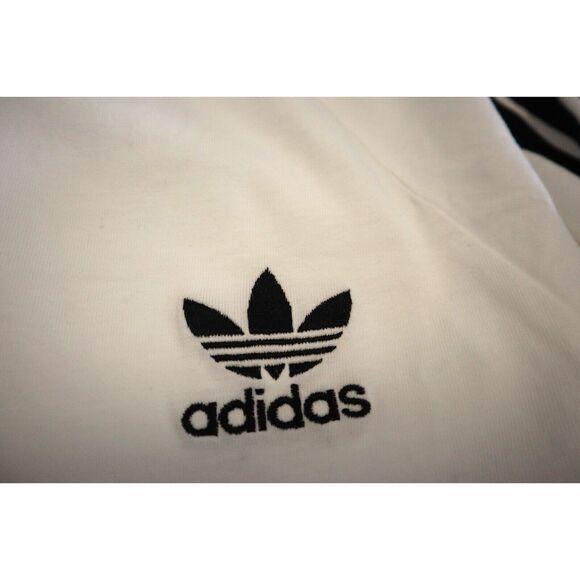 Adidas IA4879 Men's Sz M White Adicolor Classics 3-Stripe L/S Crewneck Tee Shirt - Picture 4 of 9